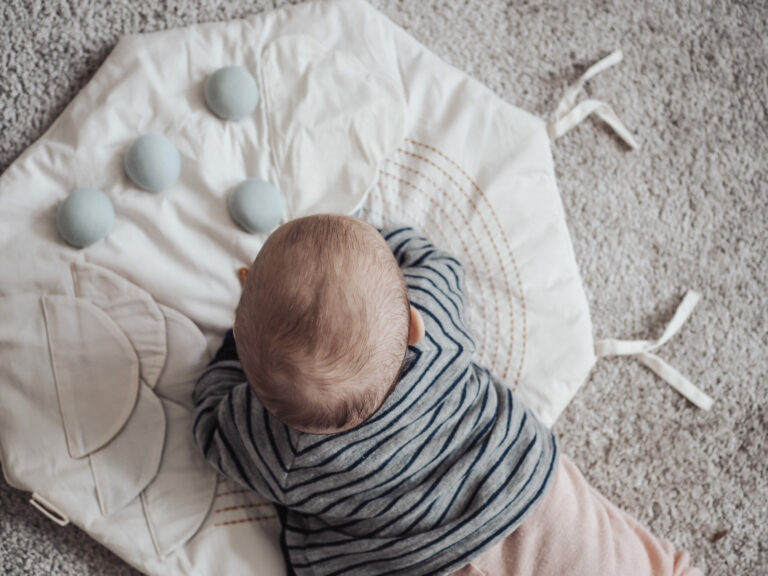 Was für Babyspielzeug ist wirklich sinnvoll?